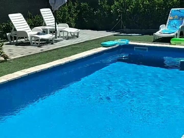 מוסטר Holiday Home Flora מראה חיצוני תמונה
